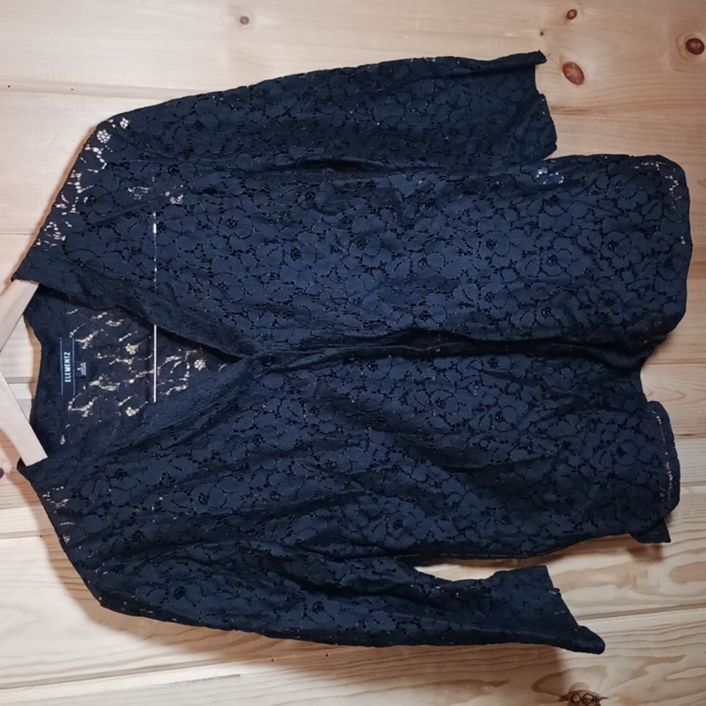 Elements Lace Cutout Button-up Top Coverup NWT
